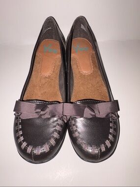 Yuu Brown Ribbon-Trim Moccasin Flats 7M(B)